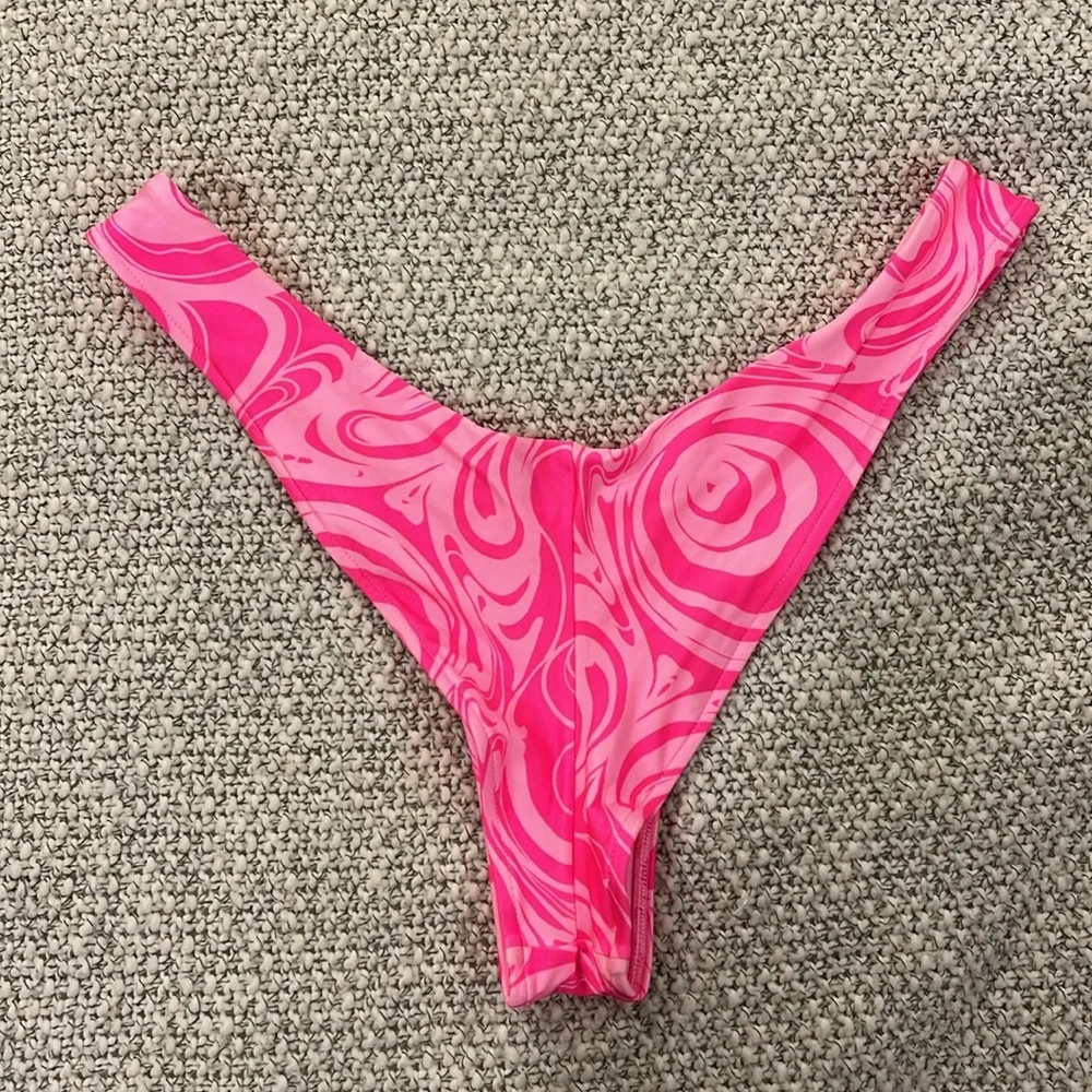 Frankies Bikinis Women Katarina Marble-Print Bikini Bottom, Size large